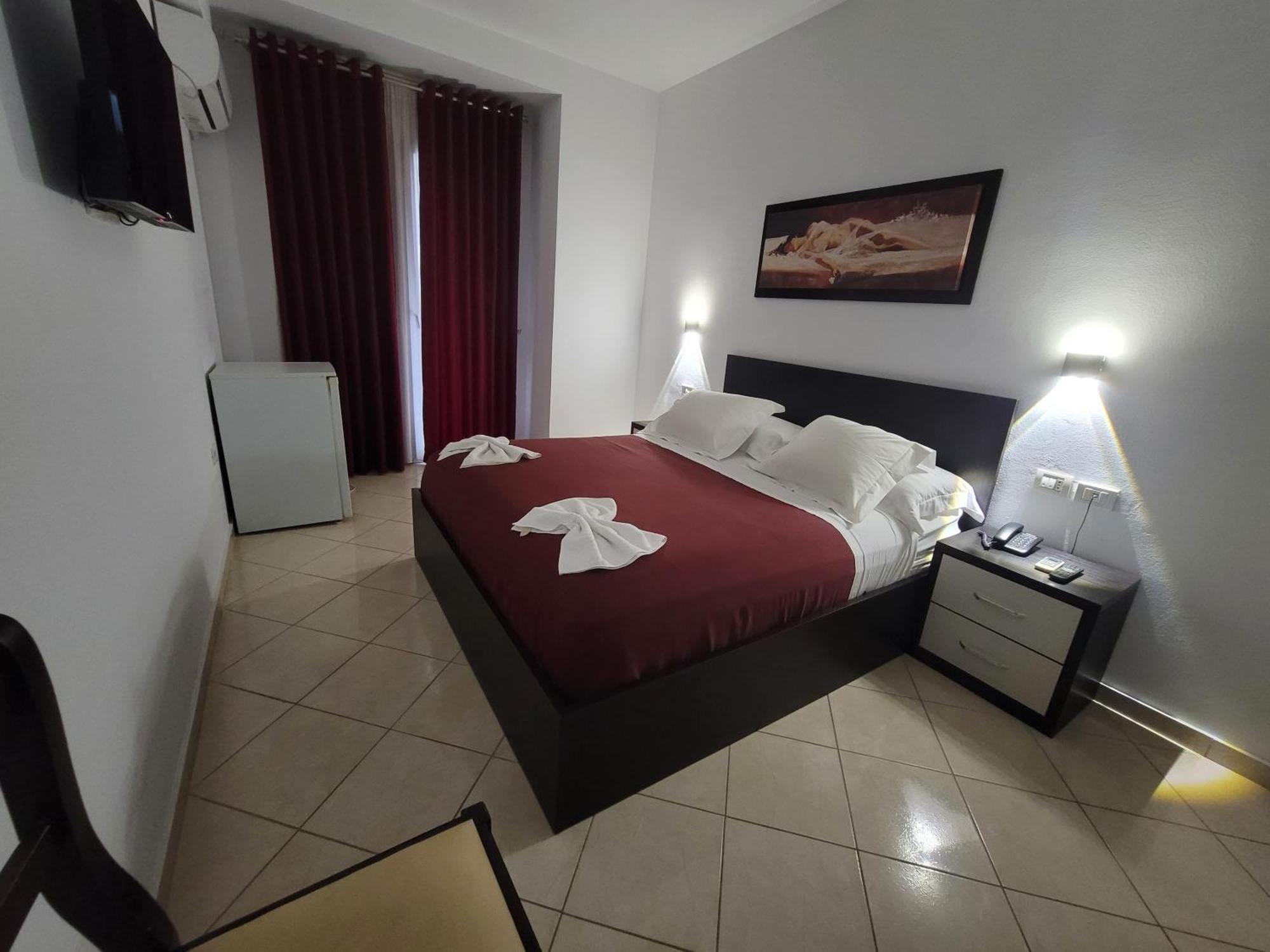 Haris Hotel فلورا المظهر الخارجي الصورة