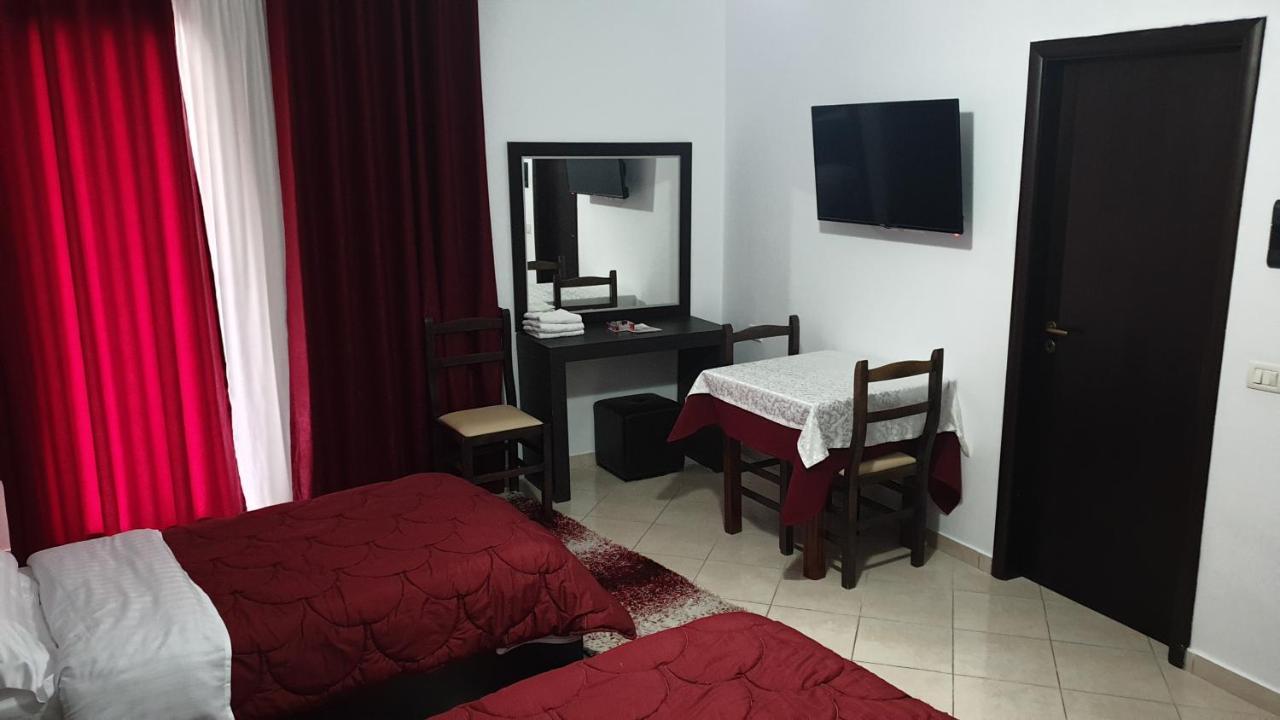 Haris Hotel فلورا المظهر الخارجي الصورة